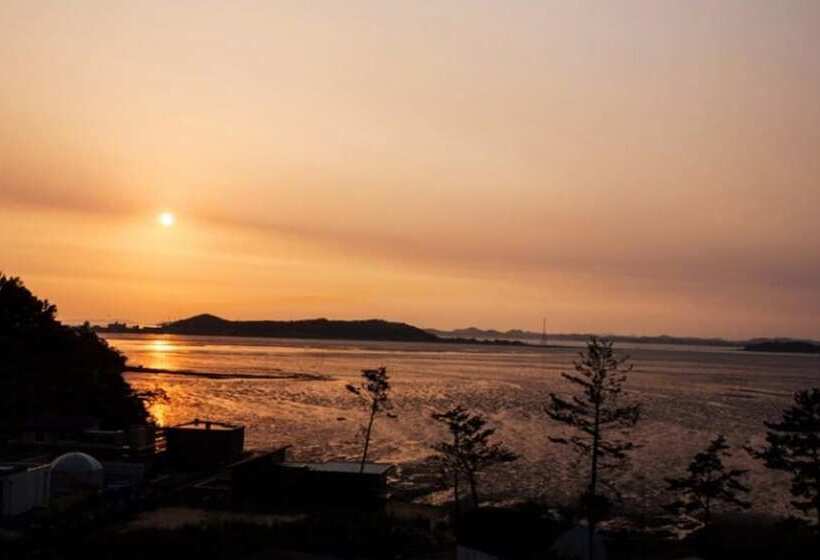 Hwaseong Sea Pension