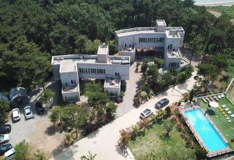 Hwaseong Sea Pension