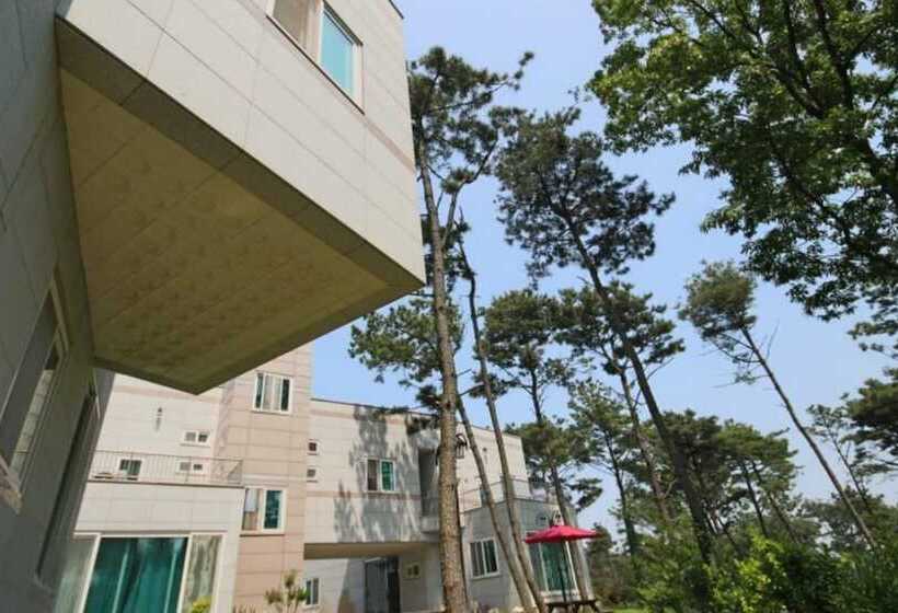 Hwaseong Sea Pension