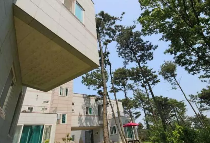 Hwaseong Sea Pension