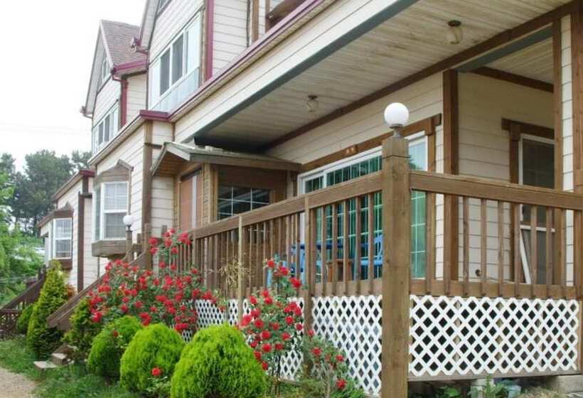 Hwaseong Yeoulteo Pension