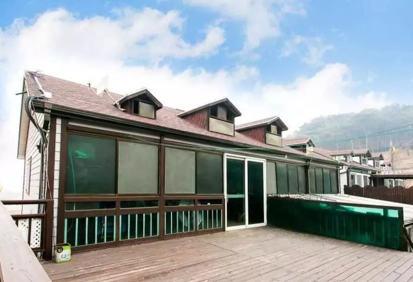 Hwaseong Yeoulteo Pension