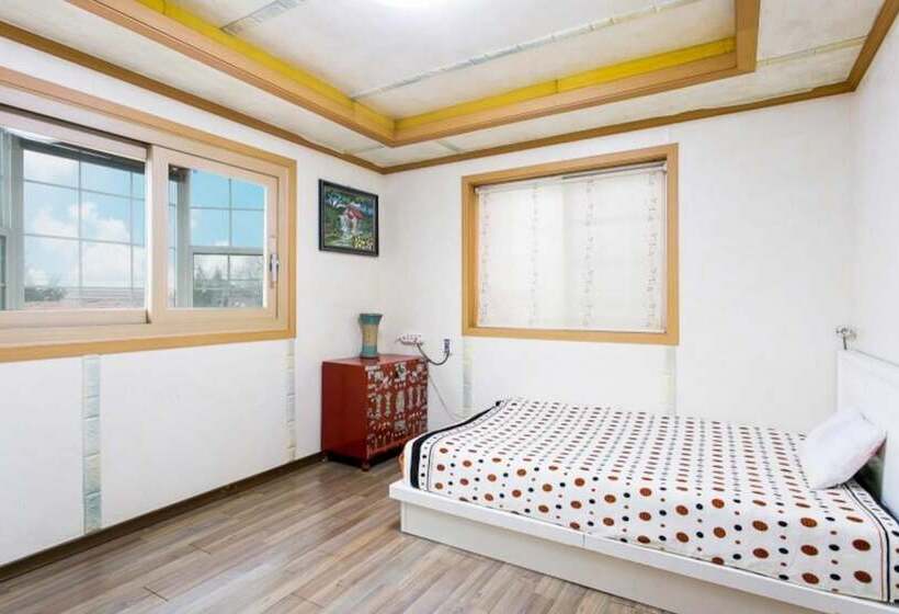 Hwaseong Yeoulteo Pension
