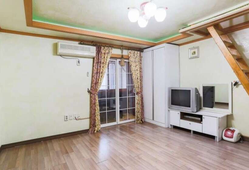 Hwaseong Yeoulteo Pension
