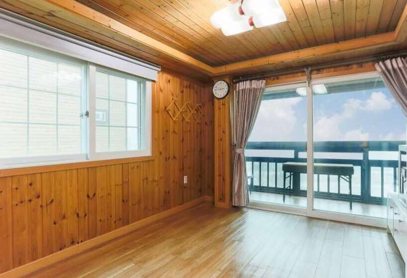 Hwaseong Yeoulteo Pension