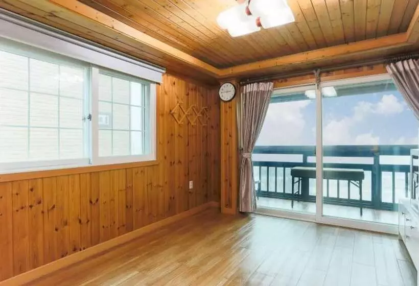 Hwaseong Yeoulteo Pension