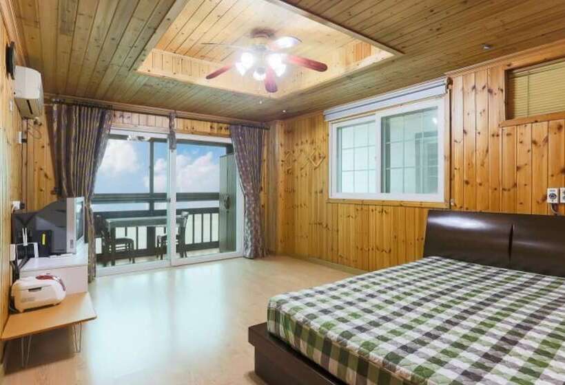 Hwaseong Yeoulteo Pension