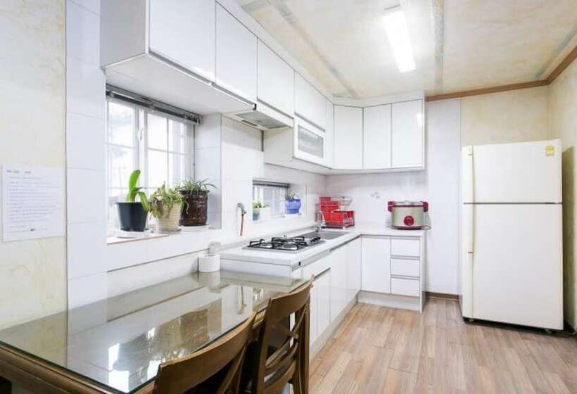 Hwaseong Yeoulteo Pension