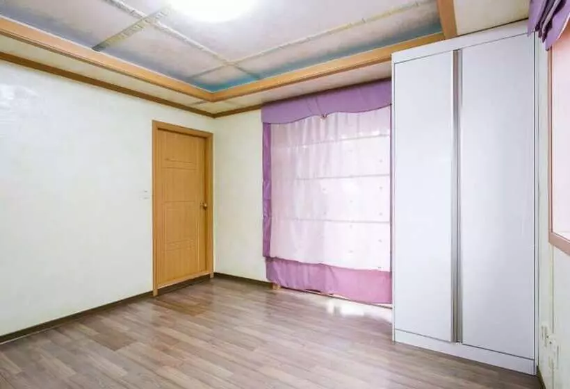Hwaseong Yeoulteo Pension