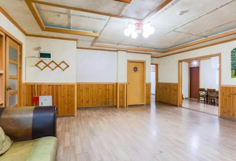 Hwaseong Yeoulteo Pension