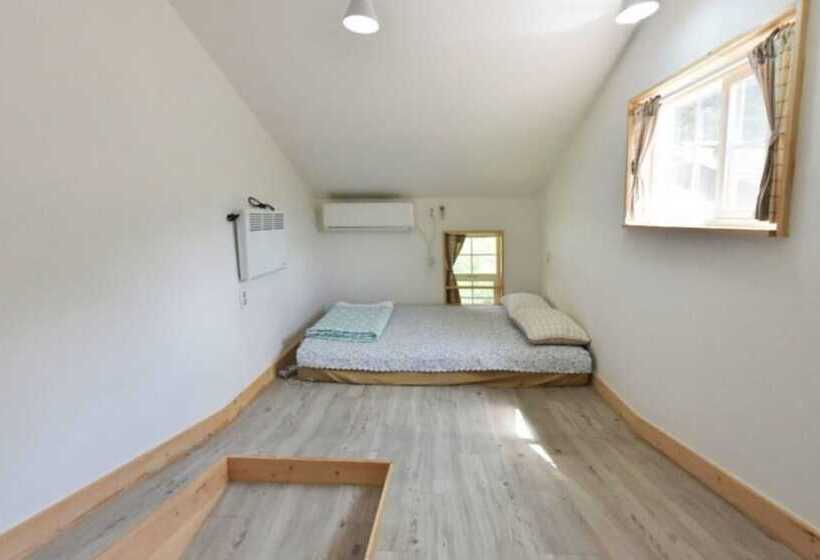 Jeongseon Cloud Ladder Pension