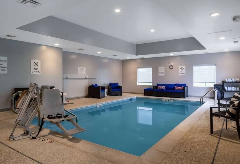 Microtel Inn & Suites By Wyndham Winchester