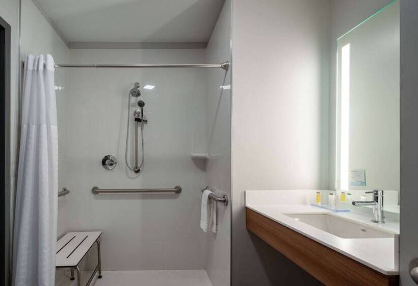 Microtel Inn & Suites By Wyndham Winchester