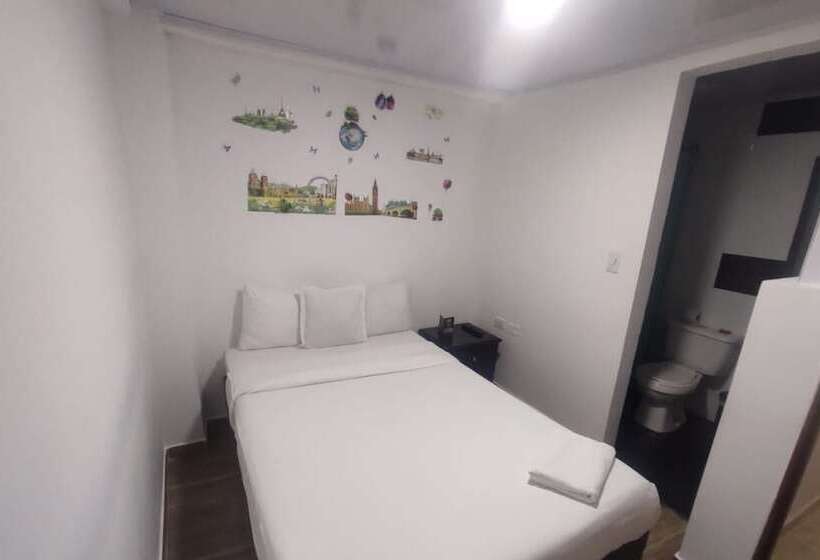 פנסיון Casa Turística Feria Nova