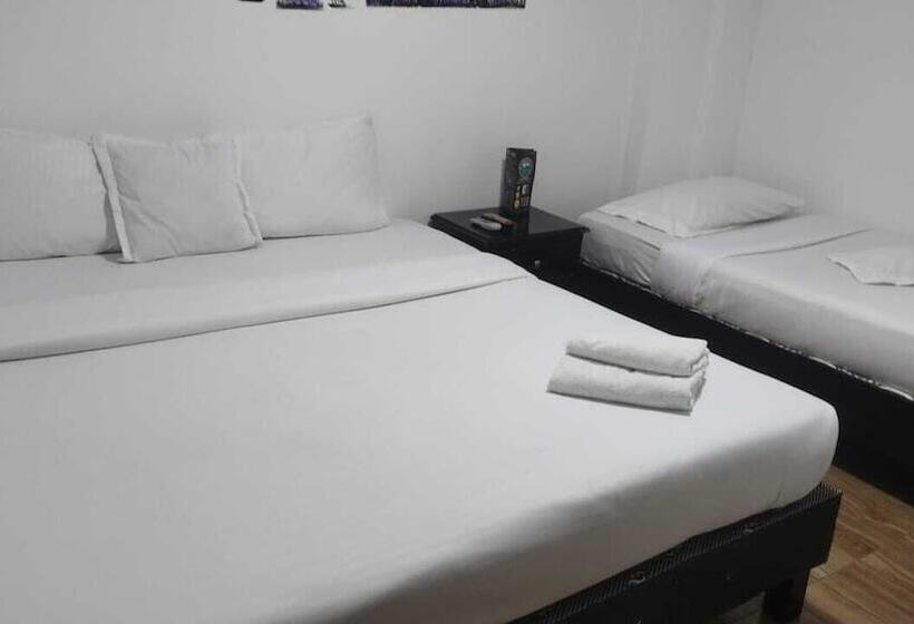 פנסיון Casa Turística Feria Nova