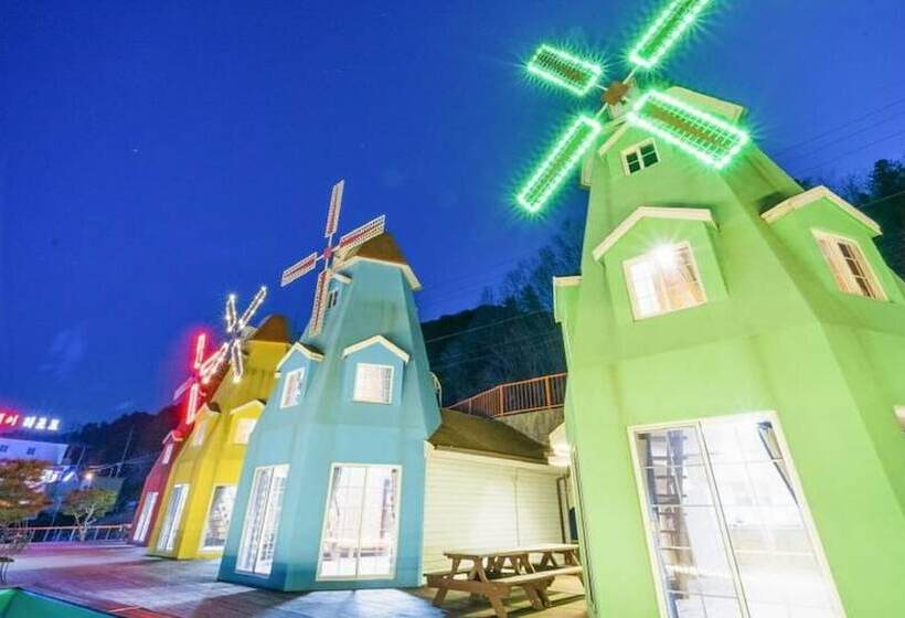 펜션 Gapyeong Goodday Resort