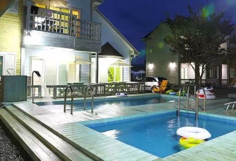 پانسیون Gyeongju Carpe Diem Bed And Breakfast