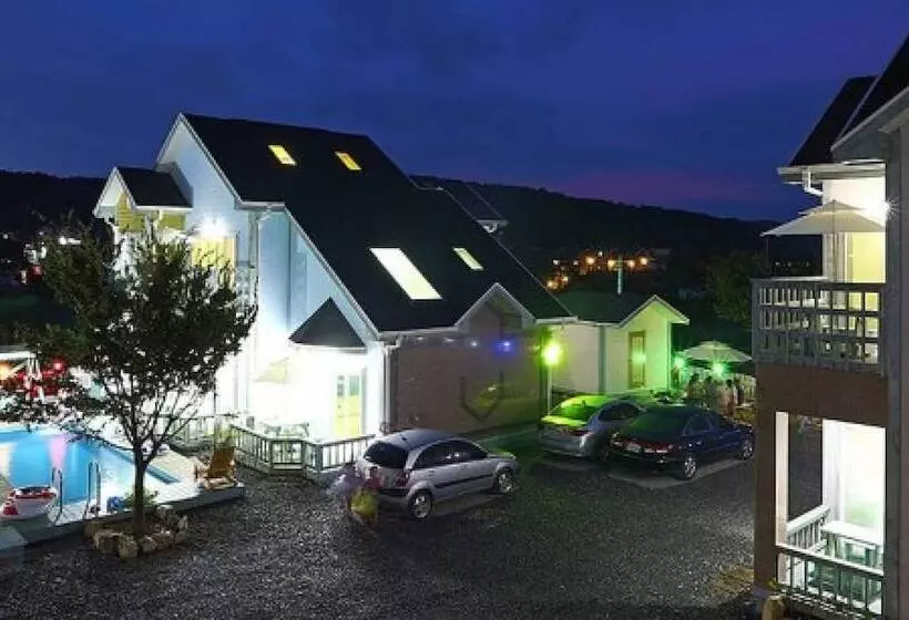 پانسیون Gyeongju Carpe Diem Bed And Breakfast