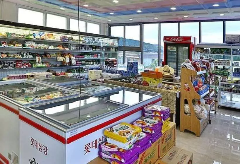 پانسیون Gyeongju Carpe Diem Bed And Breakfast