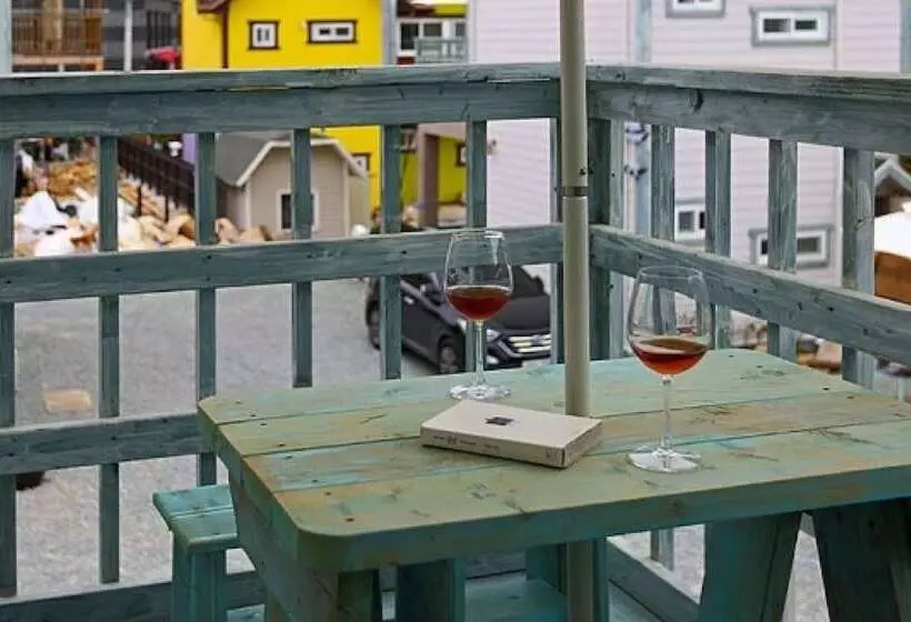پانسیون Gyeongju Carpe Diem Bed And Breakfast