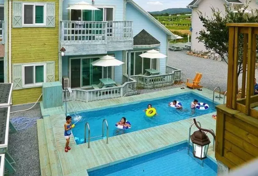 پانسیون Gyeongju Carpe Diem Bed And Breakfast