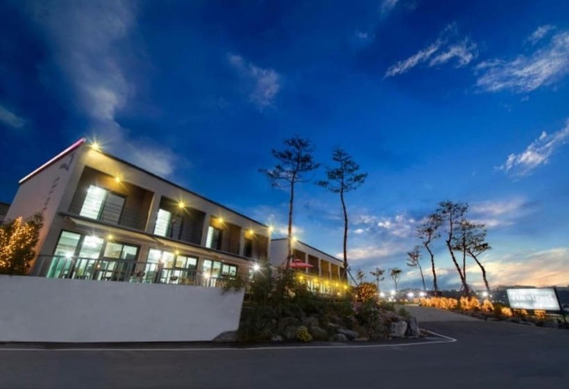 Pension (Hôtel basse catégorie) Gyeongju Seventh Avenue Pool Villa