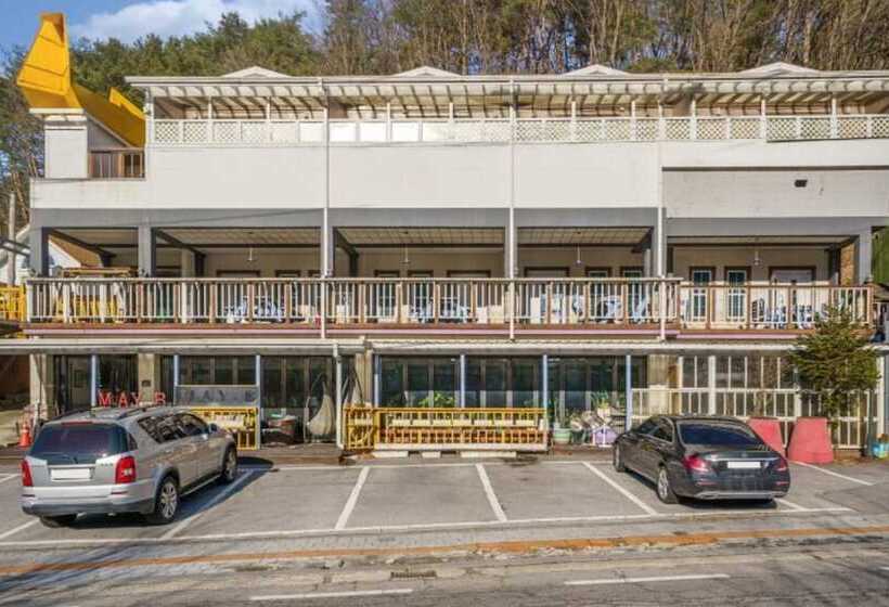 Pensão Pocheon Sanbong Poolvilla