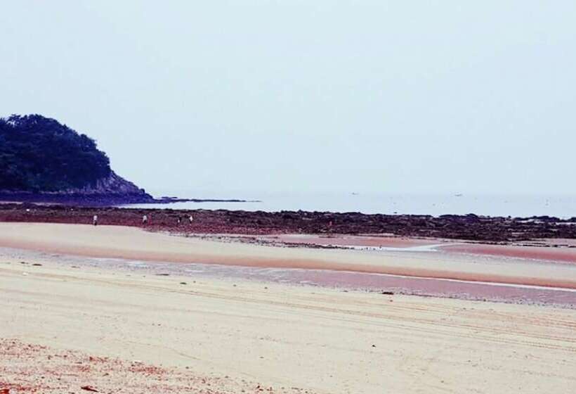 Taean Blue Sea And Pension