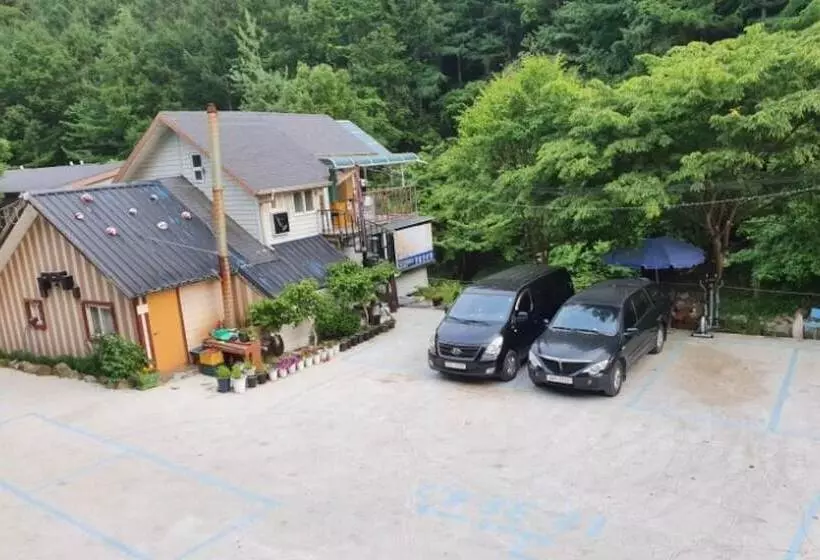 Yecheon Mulmalgeun Sangol Pension