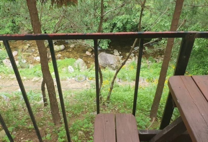 Yecheon Mulmalgeun Sangol Pension