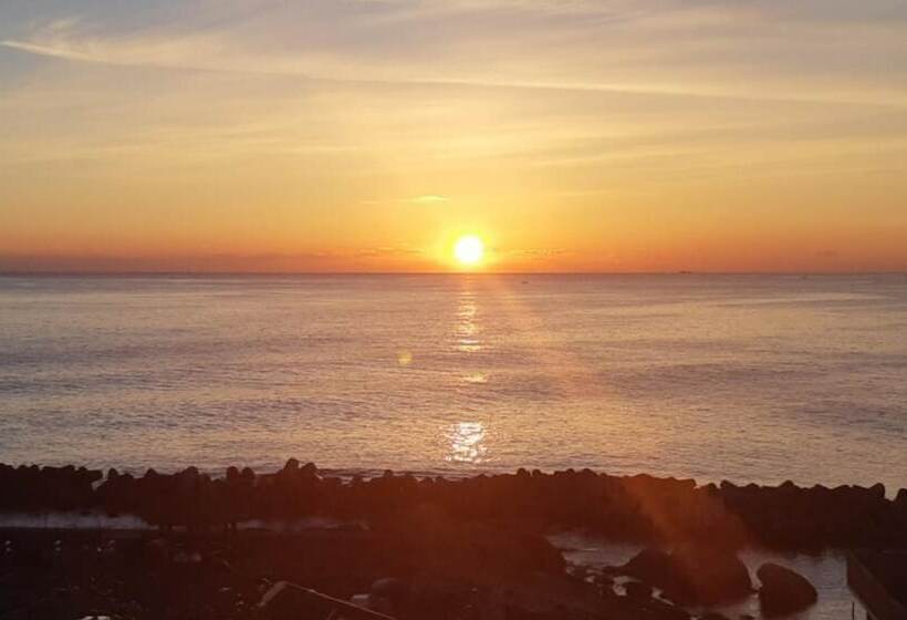 Yeongdeok Solhyanggi Pension