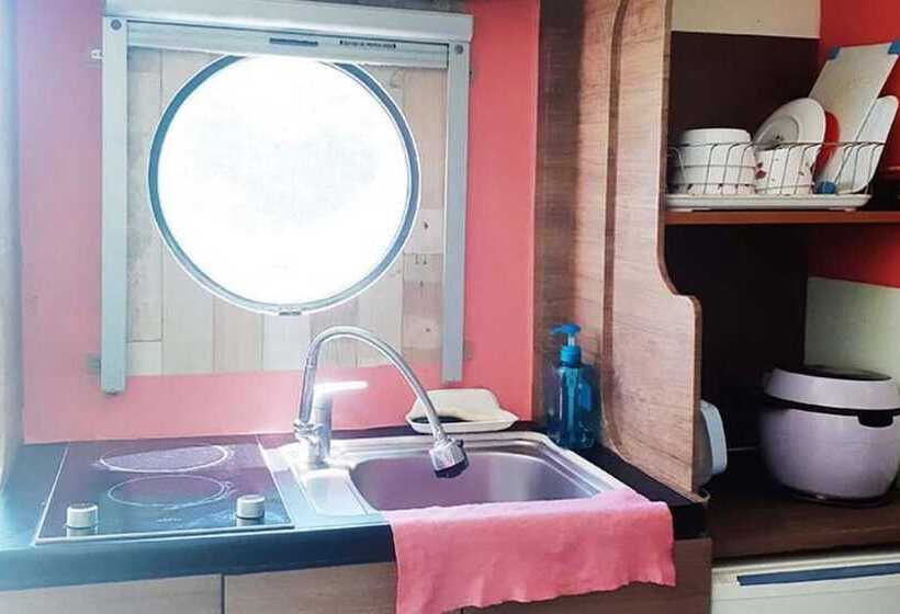 Yeongdeok Solhyanggi Pension