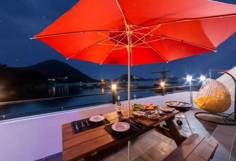 Yeosu Ocean View Pension