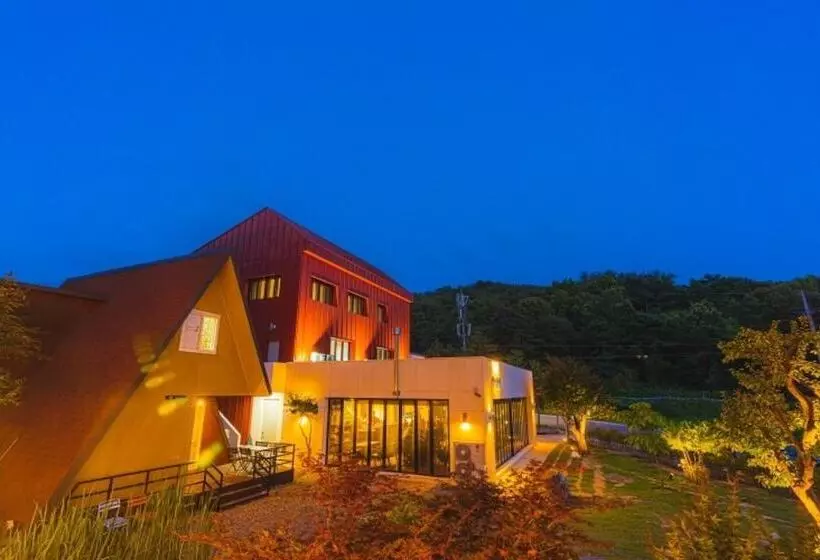 Andong Tom Sawyer S Adventure Pension