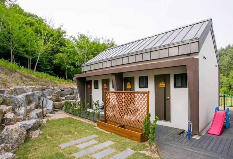 Chuncheon Yellow Hill Glamping Pension