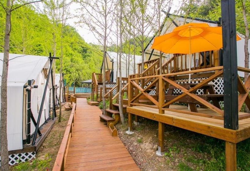 Chuncheon Yellow Hill Glamping Pension