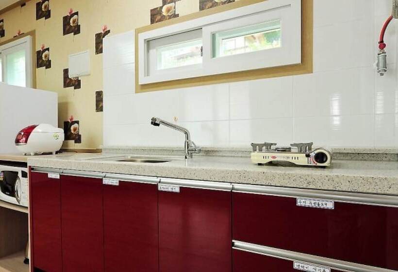 Gapyeong Sky Pet Family Dogchae Pension