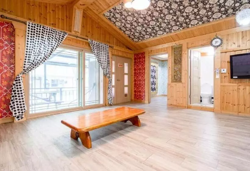 Gapyeong Myeongdongol Pension