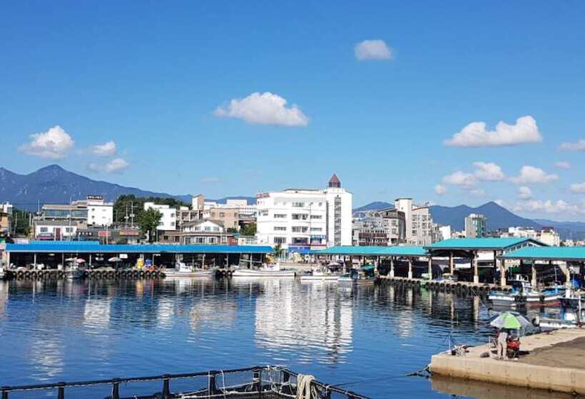 بنسيون Goseung Pasli House