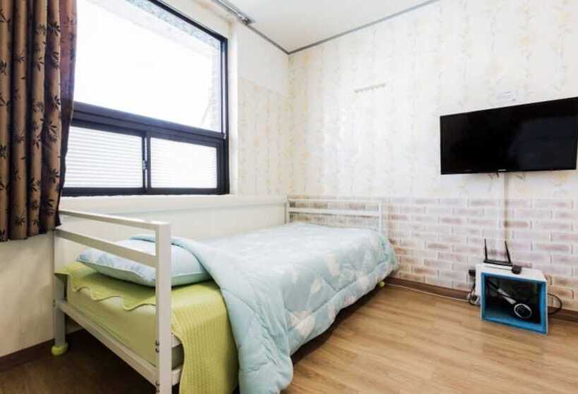 بنسيون Goseung Pasli House