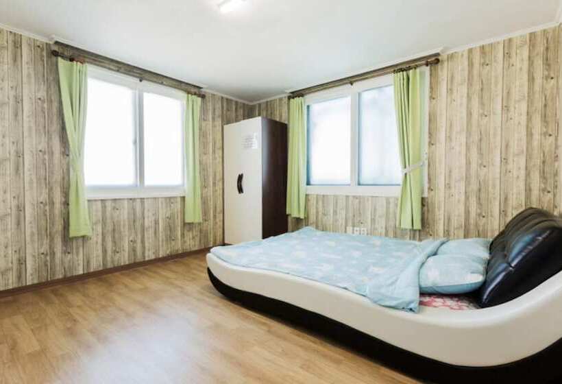 بنسيون Goseung Pasli House