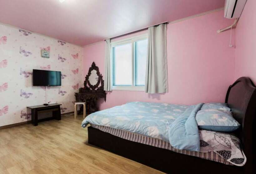 بنسيون Goseung Pasli House