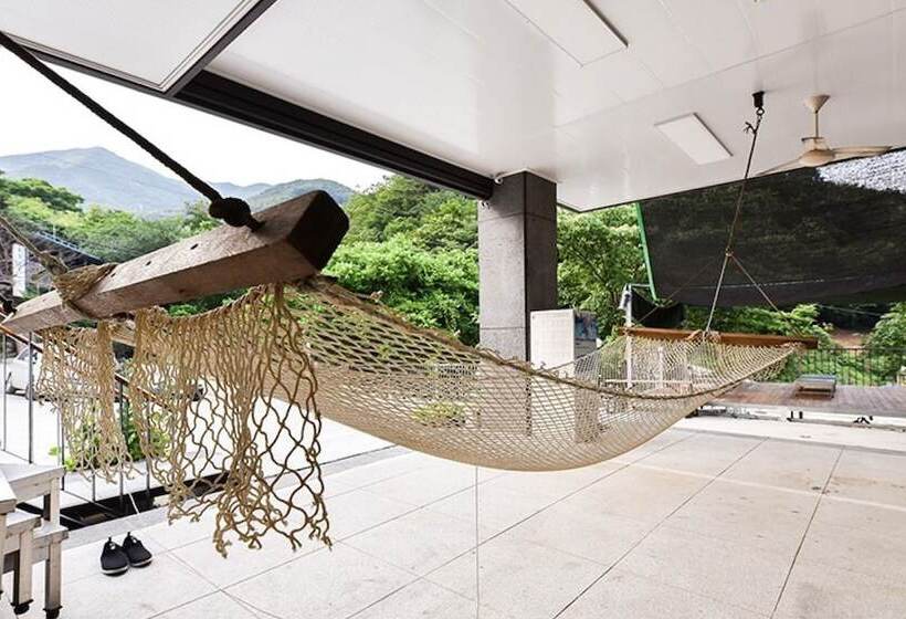 Gwangyang Banwolsanjang Pension