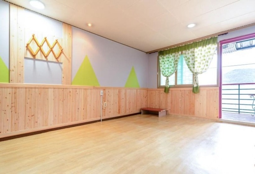 Gyeongsan Gyeongsan Pension