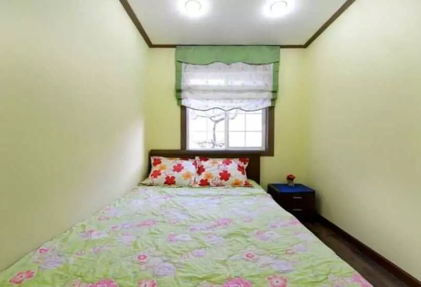 Hoengseong Byeoreulssoda Pension