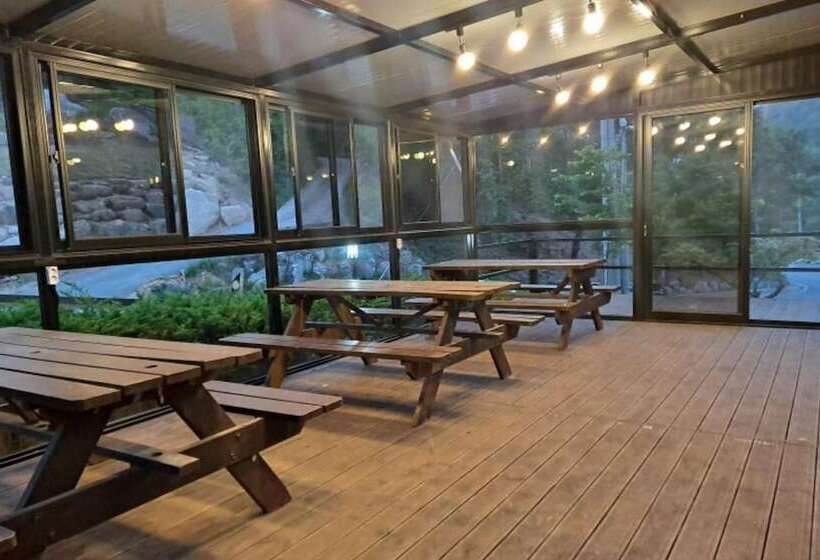 Jecheon Hakyeon Healing Pension