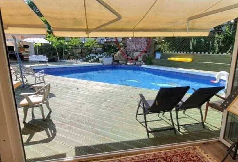 Jecheon Little Heaven Pension