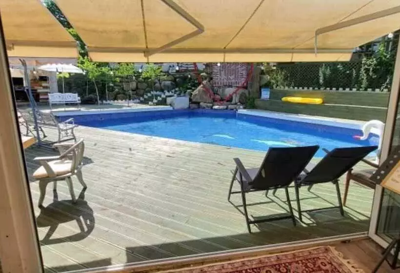 Jecheon Little Heaven Pension