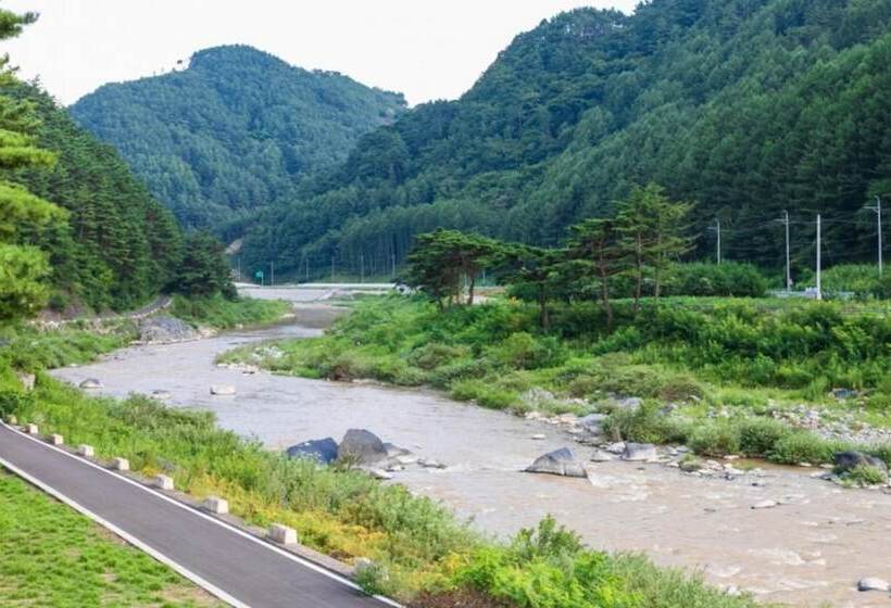 Jeongsen Eoulim Pension