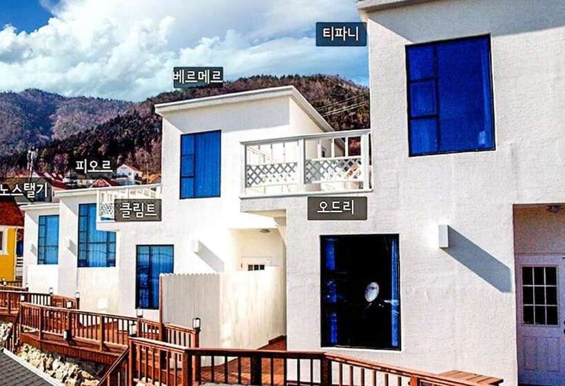 Namhae Bada Grida Pension